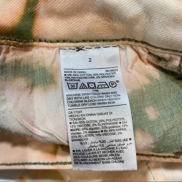 Old Navy Custom Bleached Rockstar Skinny Jeans - Picture 9 of 9